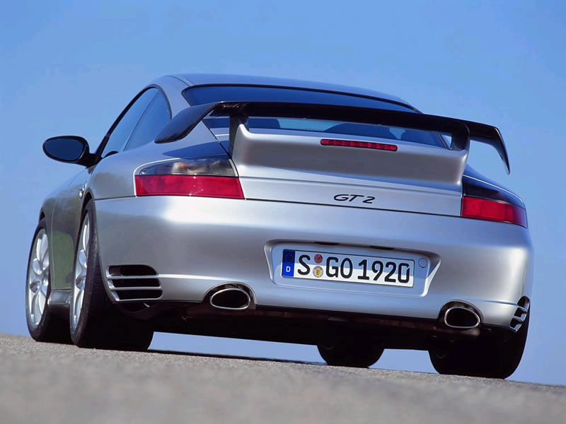 2004 Porsche 911 GT2