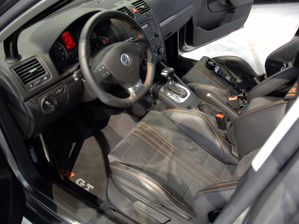 2005 Volkswagen Jetta R GT