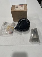 NOS Mopar 2808869 1971-76 Mopar B Body Horn OEM Satellite Charger picture