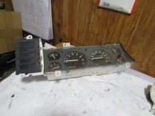 92 1992 JEEP CHEROKEE XJ INSTRUMENT  CLUSTER 180K picture