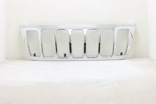 99-03 JEEP GRAND CHEROKEE CHROME GRILLE  55155921AB picture