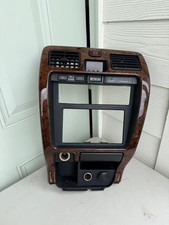 1999-2002 Toyota 4Runner OEM  Radio Climate Control Bezel 5540535220 Broken tab picture
