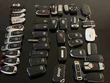 Lot of 42 Used Car Key Fobs - Ford Kia Honda Toyota Nissan Hyundai Chevy & More picture