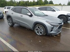 Used Washer Fluid Reservoir fits: 2025 Chevrolet Trax  Grade A picture