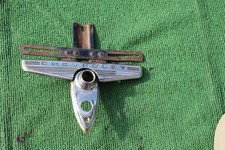 1941 1942 1946 Chevrolet rear license plate bracket 41 42 46 Chevy picture