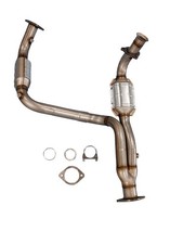 Front Catalytic Converter for 1999-2000 GMC Sierra 2500 5.3L V8 GAS OHV picture