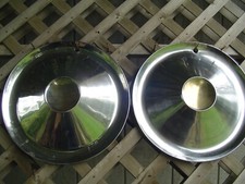 TWO VINTAGE 1954 55 STUDEBAKER COMMANDER STARLINER STARLIGHT HUBCAPS WHEEL COVER picture