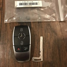 OEM 4 Button Mercedes-Benz Smart Key Remote Fob - IYZ-MS2 202-SME119 OUTSTANDING picture
