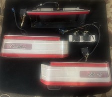 1990-93 Cadillac Allante RH/LH Rear Taillight PAIR & Center W/ Taillight Modules picture