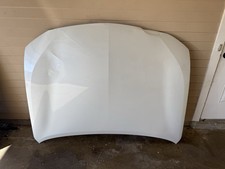 2025 Infiniti QX80 Hood Bonnet (Radiant White Pearl White)  *DAMAGED picture