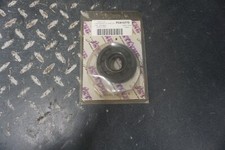 1977-1995 Kawasaki SX550 JS440 & JS550 (JETLYNE) Crankshaft Oil Seal Set picture