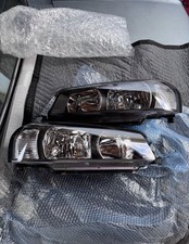 GENUINE Nissan Skyline R34 GTR Halogen Head Lights Kit 26010-AA025 26060-AA025 picture