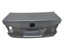 05-07 VW Jetta Trunk/Hatch/Tailgate Sedan VIN K 8th Digit Silver OEM AK2605167 picture