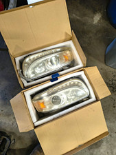 Pair of Peterbilt Headlights Used 388/389/567 picture