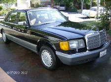 VGC MERCEDES W126 CLEAN GRILL & CHROME SURROUND ALL W126 SEDANS picture