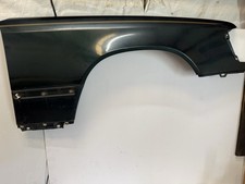 1994-1995 Mercedes W124  E320 Right Side Fender Assembly OEM Green picture