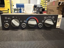 GM 9378805 1996-2000 Chevrolet/GMC Truck/SUV Heater Control Panel picture