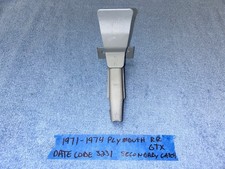 1971 1972 1973 1974 Plymouth GTX Roadrunner B-Body Secondary Hood hook Catch picture
