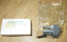 NOS Mercury Mercruiser Pump Assembly - HYD 18529 Bravo V8 Sterndrive picture