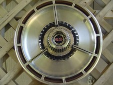 ONE VINTAGE 1964 64 CHEVROLET CHEVY IMPALA CHEVELLE SS HUBCAP WHEEL COVER picture