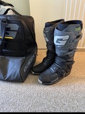 Gaerne Anthracite/Black SG-22 Gore-Tex Enduro Boots 2263-007-46 size 10 + BONUS picture