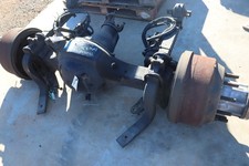 2018-2023 PETERBILT 579 PACCAR REAR / REAR DRIVE AXLE  RATIO 3.36  OEM picture