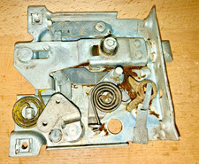 NOS 1941-48 CHEVY OLDS BUICK DOOR LOCK REGULATOR LATCH RELEASE RESTO # 4125852 picture