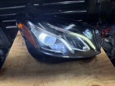 2017-2020 Mercedes Benz E300 E400 E350 Right Passenger Headlight *Read Decript* picture