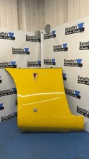 06‑09 Solstice LH Fender Yellow OEM U9414 Driver Side Pontiac Saturn Sky picture