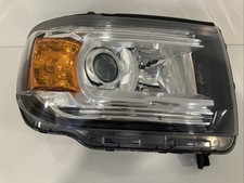 2015 - 2022 GMC Canyon Passenger Right RH Halogen Headlight OEM 2807 picture