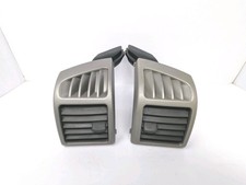 2004-2012 Chevy Colorado Canyon Air Vent Set Left Right Driver Passenger OEM picture