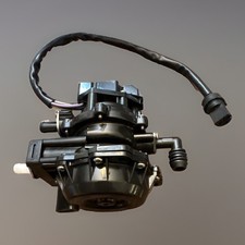 New Oil Injection Fuel Pump for Johnson Evinrude Outboard VRO 5007420 5007422 picture