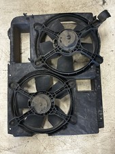 1990-1996 Chevrolet Corvette Radiator Fan Motor Fan Assembly Fits DAMAGED picture