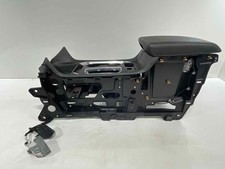 2018-2021 Chevy Traverse Floor Center Console Leather Armrest Black 84695455 picture