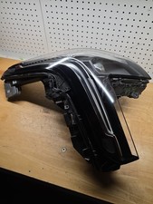 OEM 2019-2023 CADILLAC XT4 Passenger RH LED HEADLIGHT / CORNERING 1105 714 0000 picture