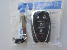 NEW OEM 2018-2020 CHEVY TRAVERSE KEYLESS REMOTE SMART KEY FOB 13529636 picture