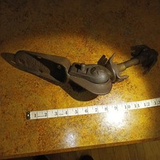 Vintage 1940's Cast-iron Fulton Type-B Trailer Coupling picture