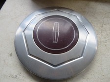 Vintage  1984-1989 Lincoln Continental & Mark Series Center Hub Cap picture