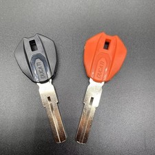 Blank key blanks can be equipped with chips For Ducati 899 959 1199 V2 V4 picture