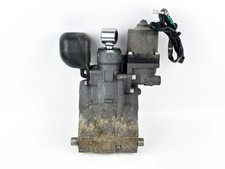 2004 Honda 225 HP 4 Stroke Outboard Power Trim Tilt Unit 56000-ZY3-063 OEM picture