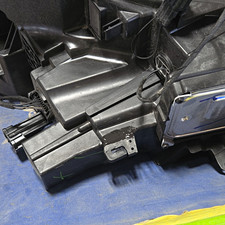 2025-2026 Nissan Kick Right Side LED Headlight Assembly OEM 260107SF5A picture