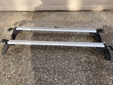 2003-2005 MERCEDES-BENZ W203 SEDAN ROOF RACK CROSS LOAD BARS (No Keys) picture