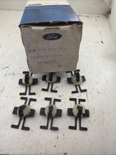 6-NOS New OEM Ford D5UZ-16A076-A Moulding Retainer Clips 1975-79 Econoline Vans picture