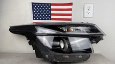 Nice 2020-2024 Kia Seltos Right Passenger Headlight OEM picture