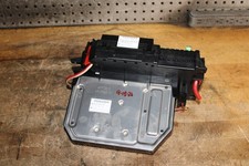 2007-2009 Mercedes W221 S550 Front Fuse Relay Box SAM Control Assembly OEM picture
