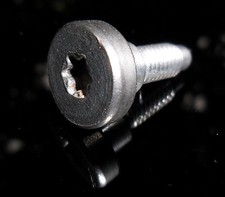 Volvo S70 V70 850 C70 C30 S40 V40 S60 S80 V50 XC70 XC90 Coil Timing Cover Bolt  picture
