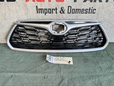 w/crack 2020 2021 2022 2023 TOYOTA HIGHLANDER FRONT BUMPER GRILLE OEM AY73926 picture