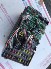 Used 02-04 Honda CR-V crv under dash fuse box automatic. picture