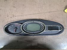 2014 Renault SM3 Instrument Cluster OEM 248106310R picture