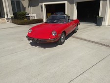 1974 Alfa Romeo Spider Veloce 2.0 dual overhead cam 4 cyl 5 speed transmission. picture